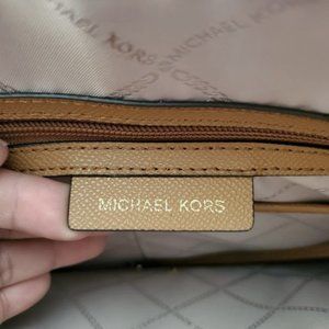 MICHAEL Micheal Kors Jet Set East West tote - Tan